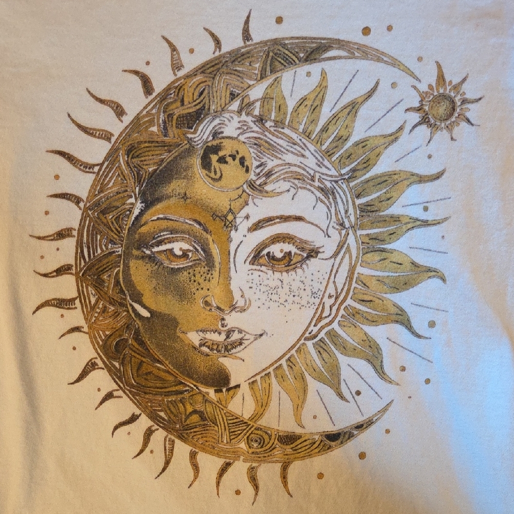 Sun and Moon White Tshirt - Picture 5 of 5